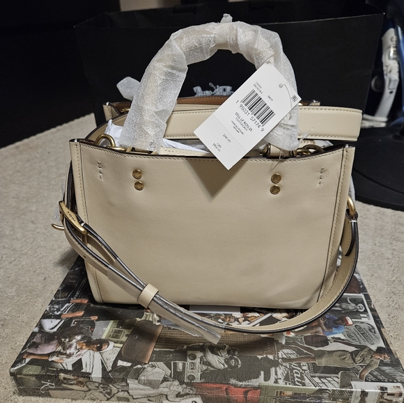 BNWT Coach X Tom Wesselman Rogue 25 in B4/Ivory - Picture 4 of 5